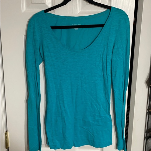 Victoria Secret Pink shirts - Picture 5 of 6